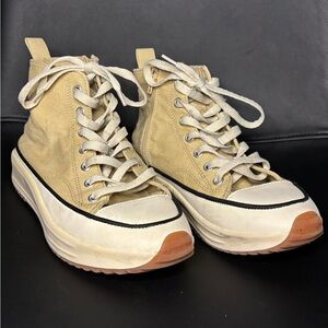 Mi.iM Beige and White Platform Sneakers